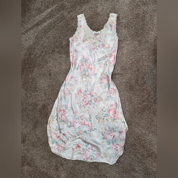 Dior Dresses & Skirts - Vintage Christian Dior Satin Floral Nightgown Lace Trim L 70s/80s ILGWU